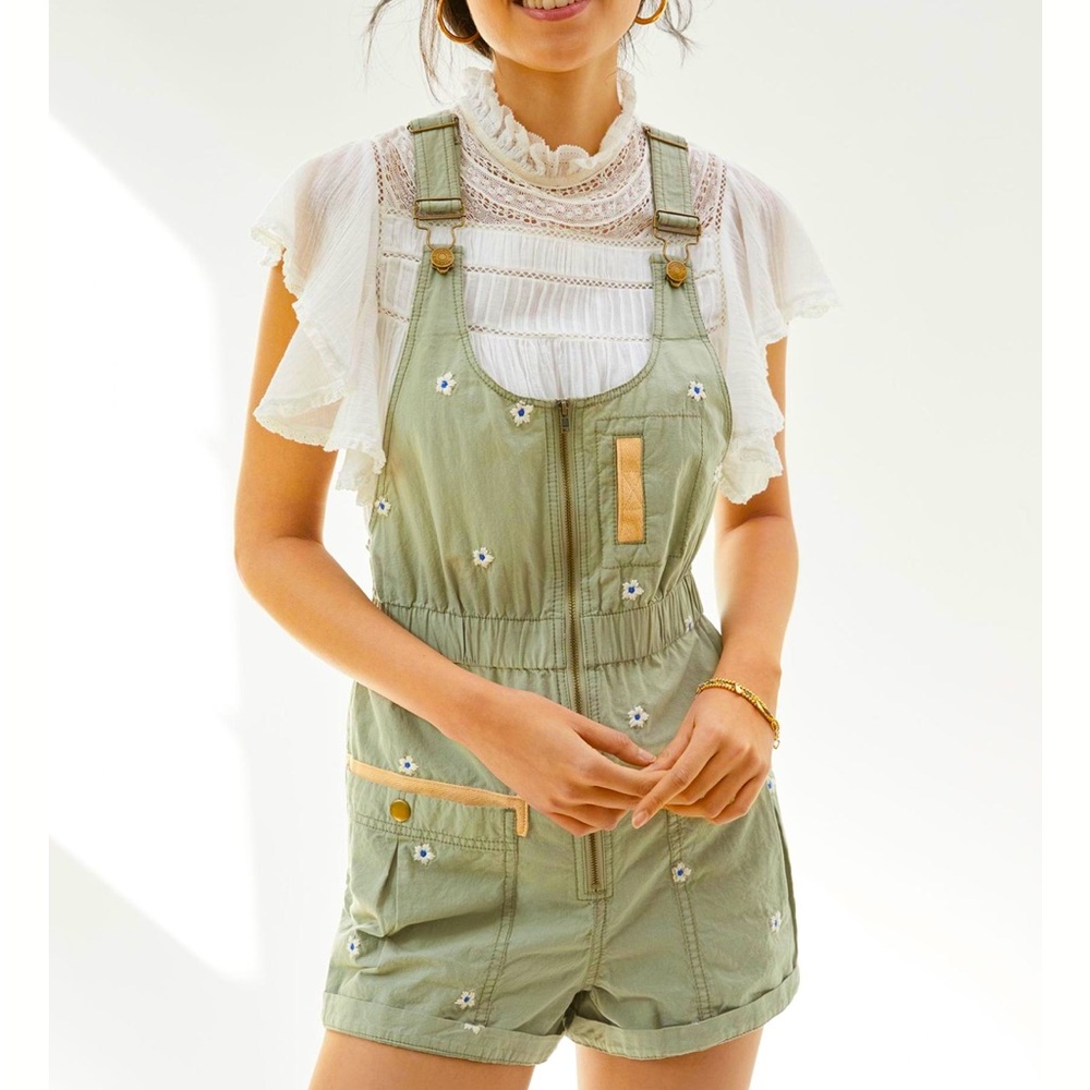 NWT Pilcro Dessa Romper from Anthropology Size M